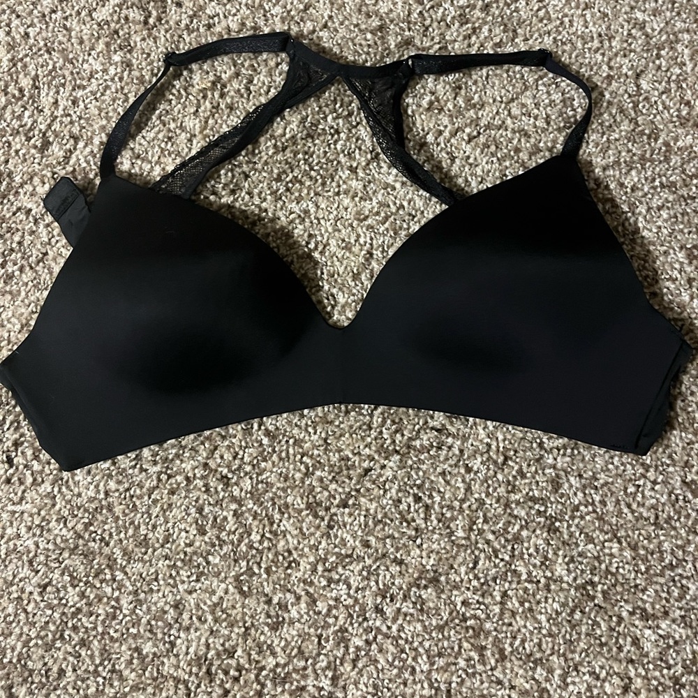 Victoria Secret Wireless Bra
